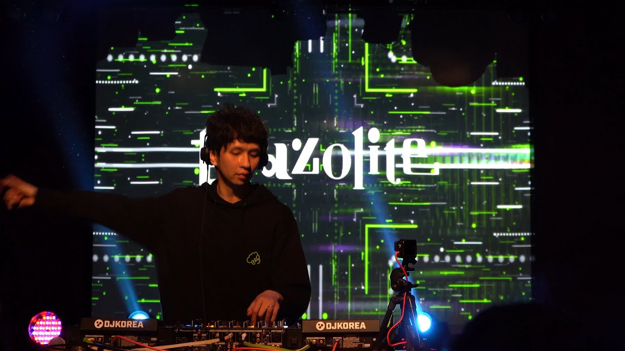 [CROSSING DELTA] t+pazolite (feat. C-Show) - YouTube