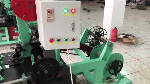 High speed CS-C double reverse twisted barbed wire making machine