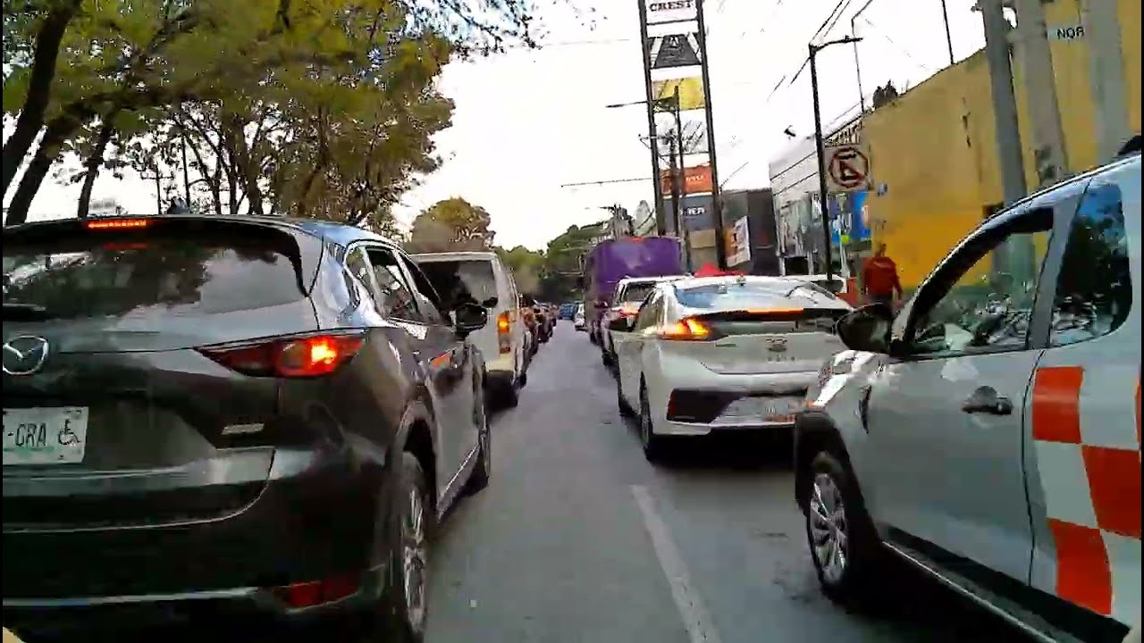 CDMX en bicicleta, eje 10 sur - metro san Antonio Abad 
