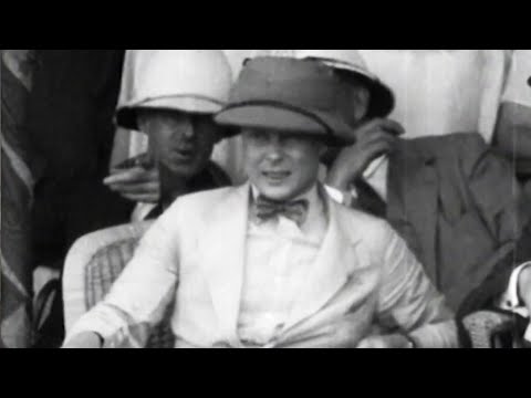 Pathé still
