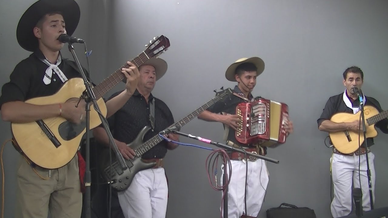 ALAN SALINAS Y SU CONJUNTO EN VIVO - RANCHO DE LA AMISTAD PROVINCIANA 13 11 2022 @A.G.Producciones