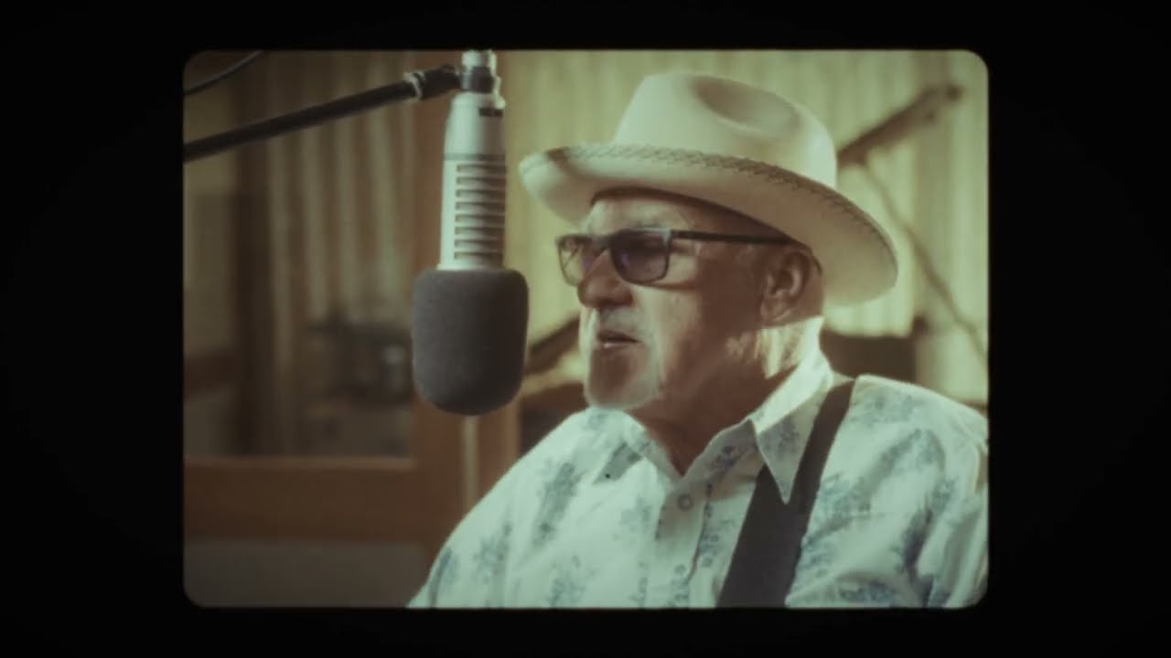 Paul Carrack - Sea Of Heartbreak [Official Video]