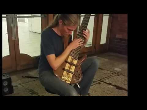 syph-dene-live-in-fortitude-valley:-7-string-bass