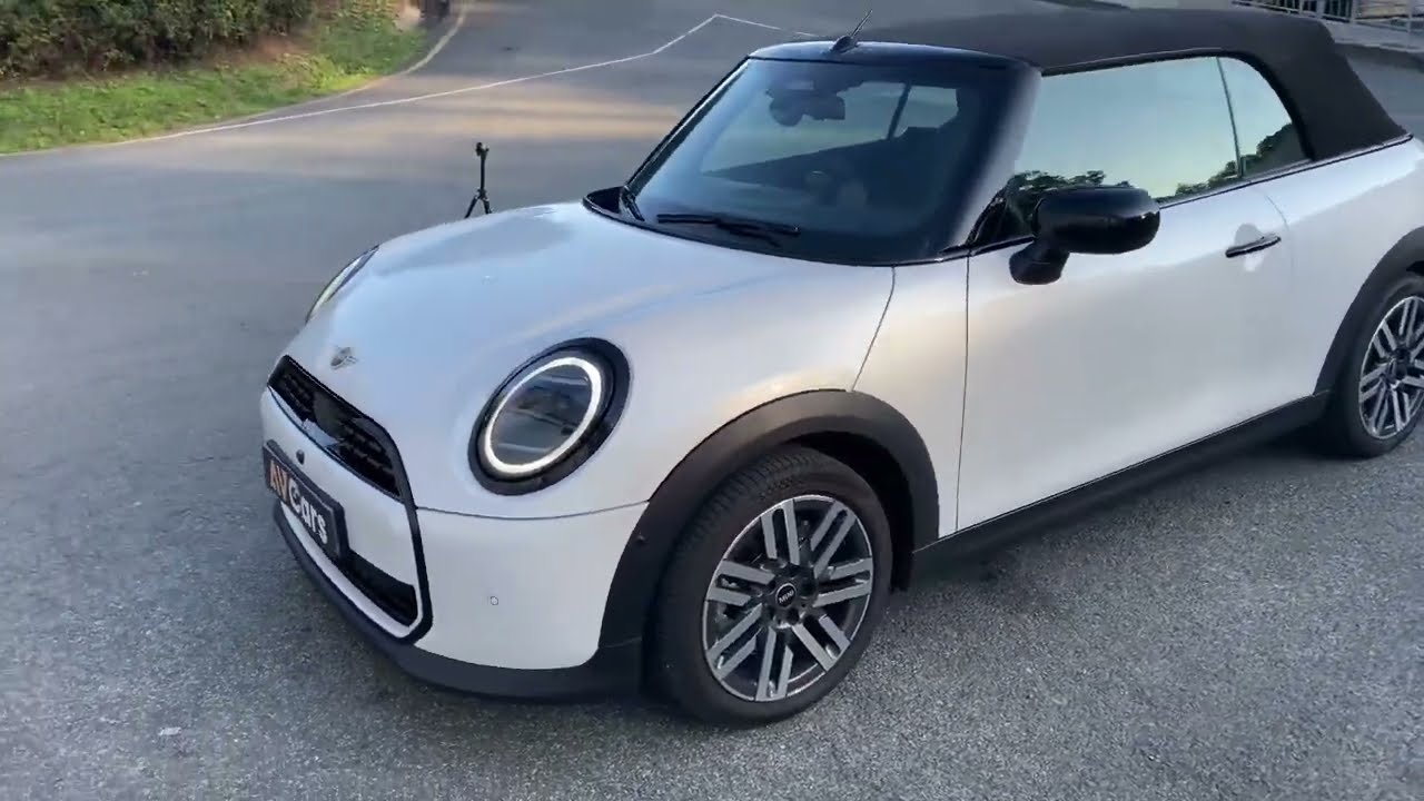 MINI Cooper C Cabrio 2025