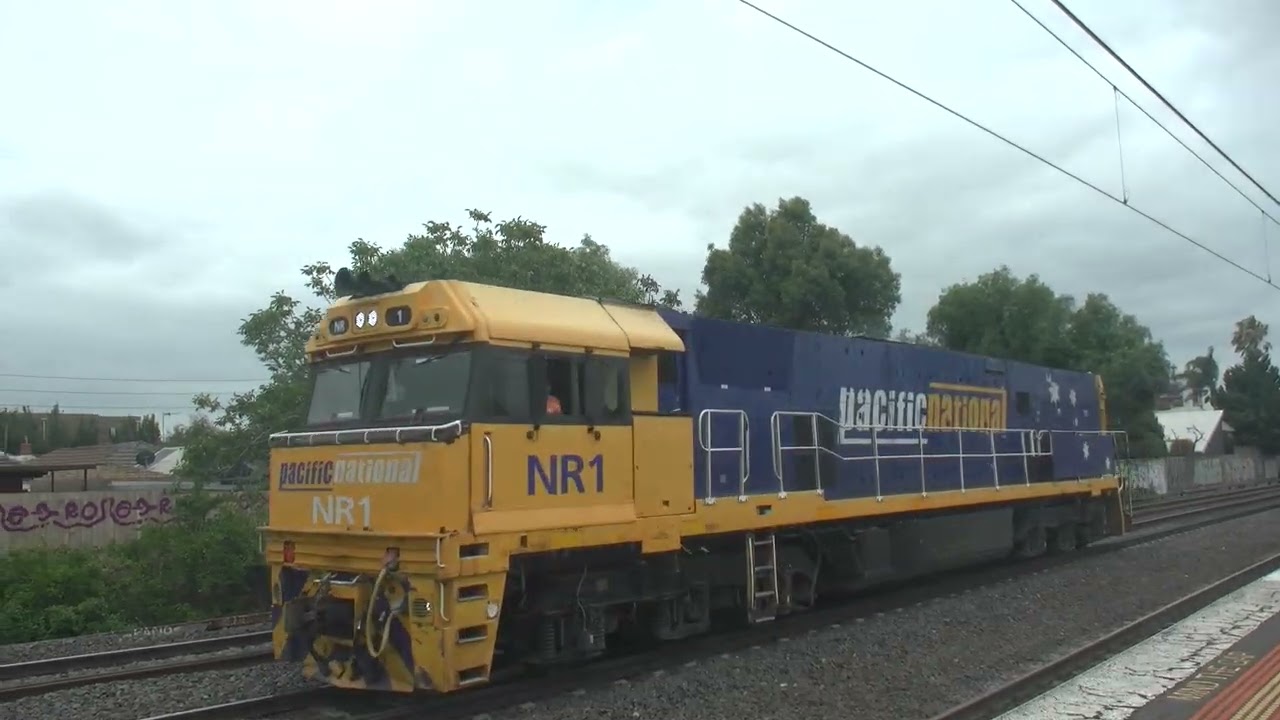 NR1 Light Loco Middle Footscary