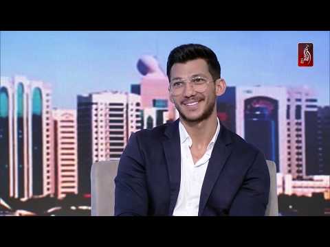 التصوير الفوتوغرافي حرفة عبدالله الرمال الفنية التي يوثق بها أجمل تصاميم الموضة استوديو الظفرة 