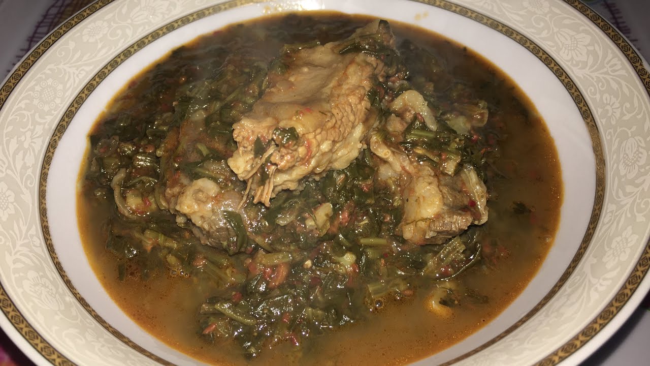 #السبانخ باللحمه رجوع الشتا فى رمضان يبقى لازم ندفا