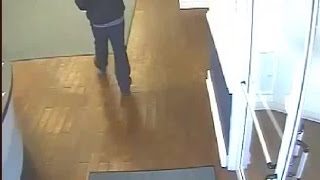 Police investigate bank robbery in Virginia Beach