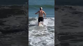 Champion body surfer tests two new hips!  #shorts #surf