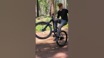 Getting really good at one handed wheelies 😁 #shorts