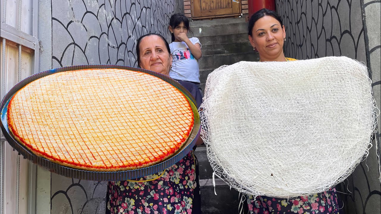 Сверхъестественные повара Азербайджана: Каждый день они готовят 50 штук по 20 кг шекинской халвы