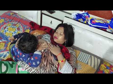 indian village mom breastfeeding vlog 😘।। priya mom breastfeeding vlog।। desi bhabhi।। breastfeeding