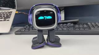 unocero - Tu mejor compañero de trabajo será esta pequeña mascota robot