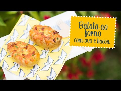 Vídeo: Como Assar Batatas Com Ovos E Bacon No Forno