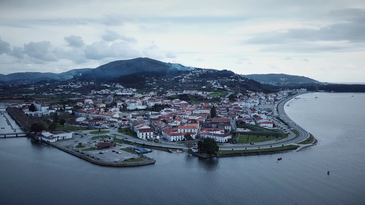 Caminha e Rio Coura // Vista Aérea // 4K - YouTube