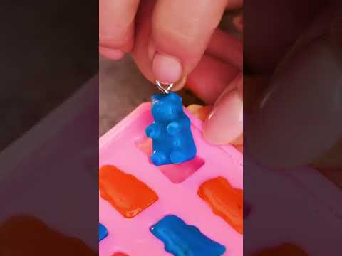 Crafty Creations: 3D Fun with Glue Guns and Pens!