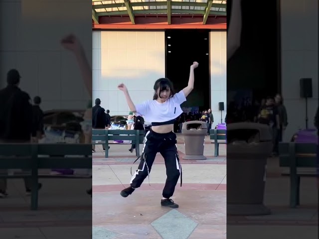 quick throwback to my Chainsaw Man OP dance cover!