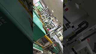 We are a source factory specializing in the production of plastic suction cup hooks.