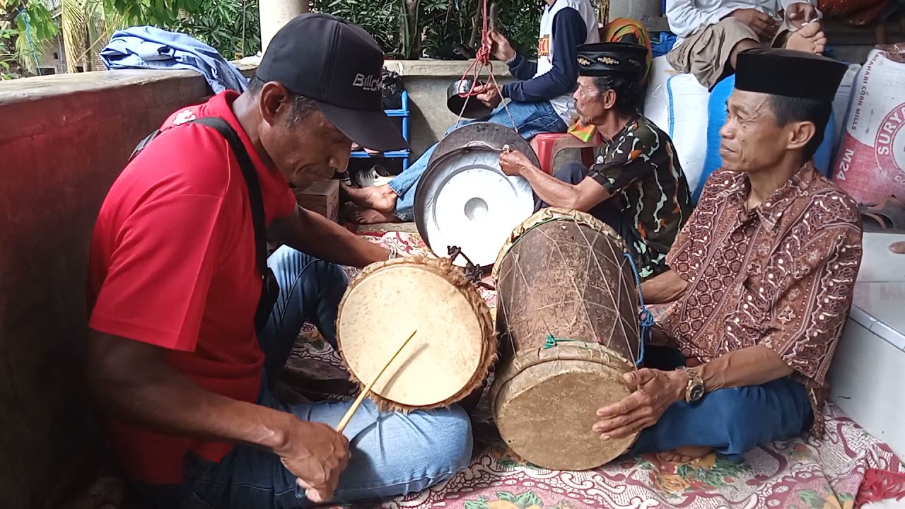 Ganrang (Gendang) Khas Suku Kajang. Irama *BUKU TEDONG*