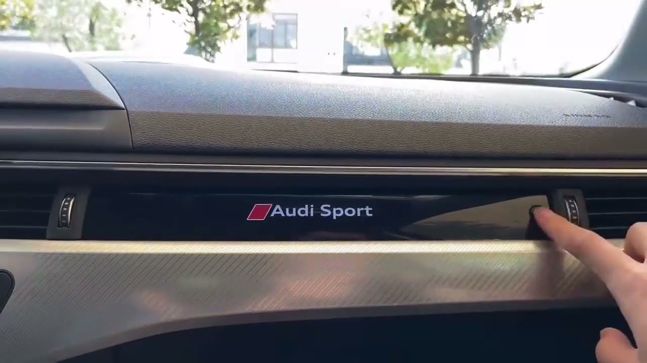 Audi A4 Display Screen