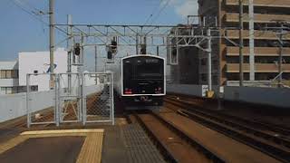 夢をのせて走った305系・唐津駅を発車