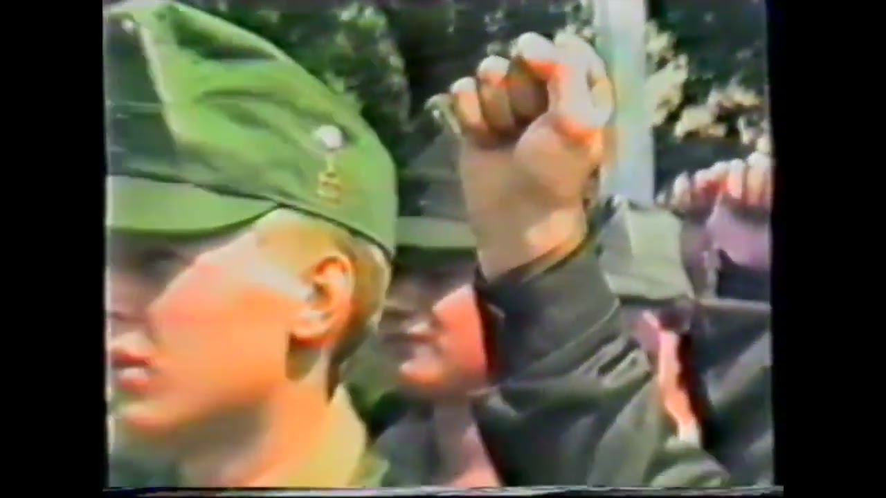 Katonai eskü Tápiószecsőn (1989)