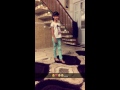 حط رجلك كذا بربس