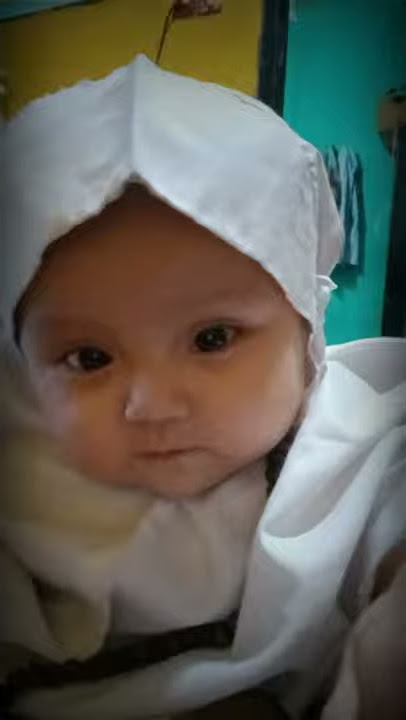 Story WA bayi pakai kerudung lucu imut