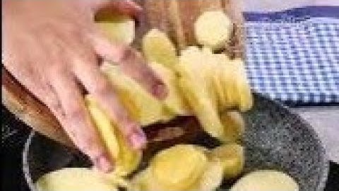 Versez simplement la viande hachée sur les pommes de terre‼ Délicieux et facile