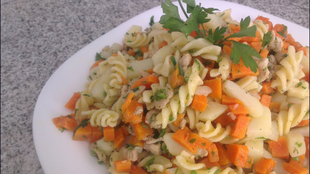 ‫طريقة تحضير سلطة الخضر مع صدر الدجاج بمناسبة فصل الشتاء‬‎ - YouTube