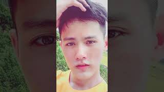 KT - 7358. . Hôn anh đi.