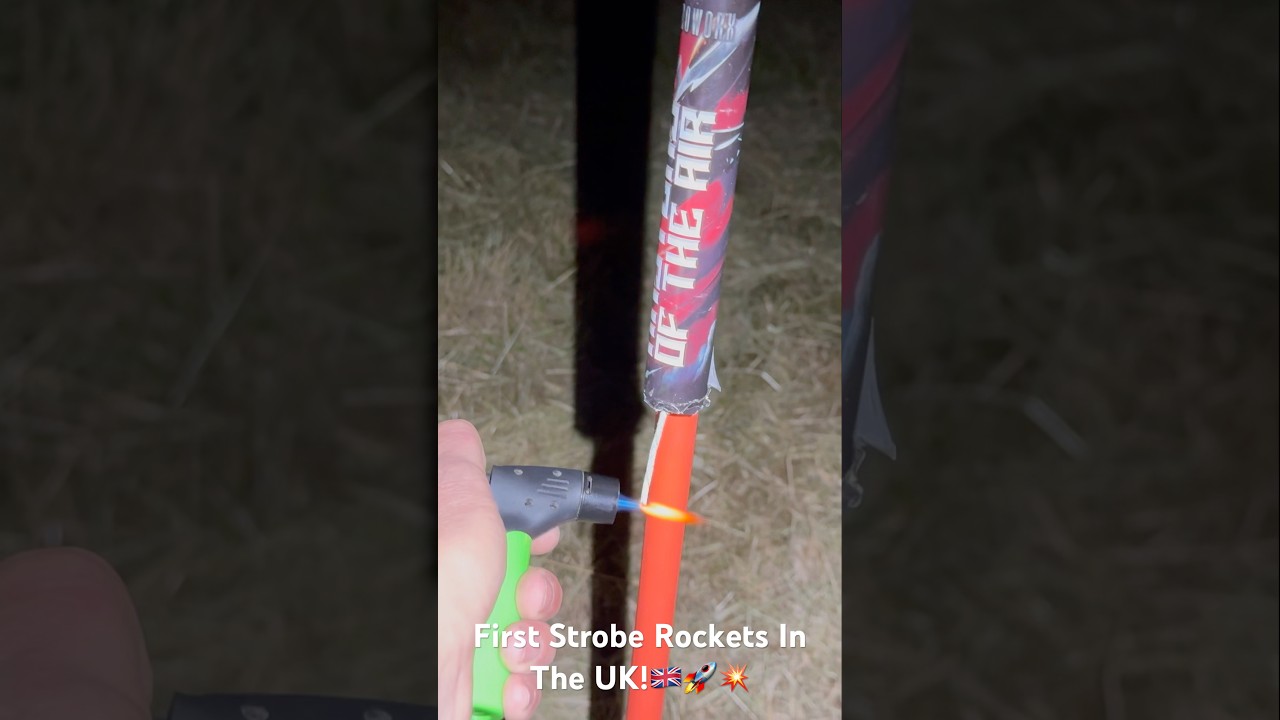 Masters Of The Air By Pyroworx! (UK Strobe Rocket) 