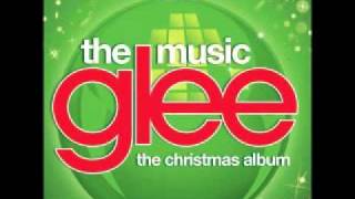 Video thumbnail of "Glee Cast - Angels We Have Heard On High (w/ lyrics)"