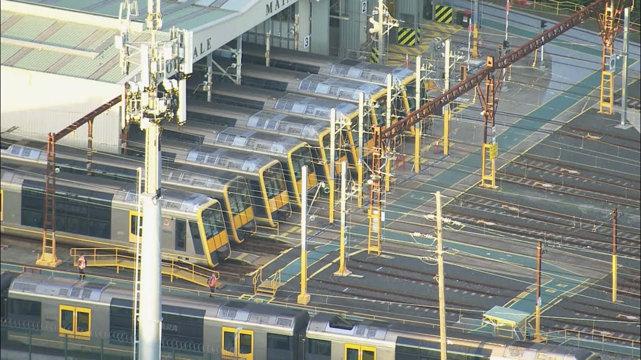 [Sydney Trains] ‘Hijacking the city’ All Sydney trains suspended amid