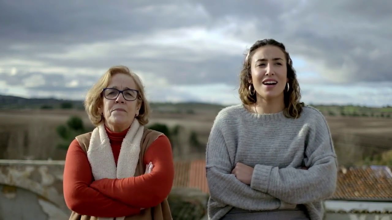 Mariana Godinho e Lina Serra (Beringel)  -  Cantarinhas de Beringel