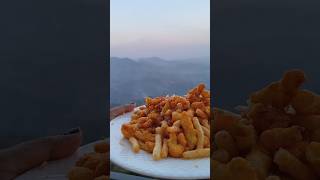 kurkure bhel apne try Kiya kya??? 😋 #kurkurechaatrecipe #mountains #ytshorts #recipe #shortsvideo