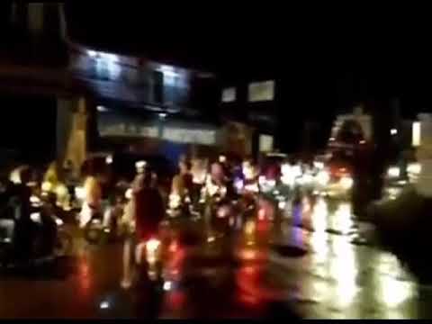 Malam Sampai Pagi Hari Ini Ombak Besar Hantam Pantai Kuta Bali Dan