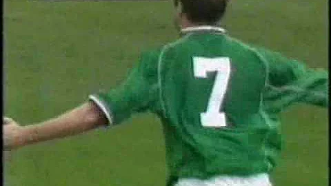 Ireland 1-0 Holland - 1st Sept 2001 - McAteer GOAL...