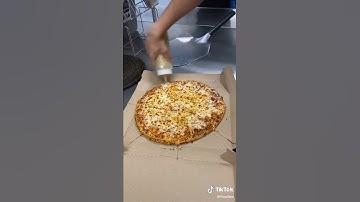 Thumbnail of Dominos pizza making