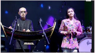 ลาวเจริญศรี  สร้อยแสงแดง ~ แป้ง จิราภา (มิ่งหล้า) Golden Song  & ขุนอิน  | ไทยรักกัน