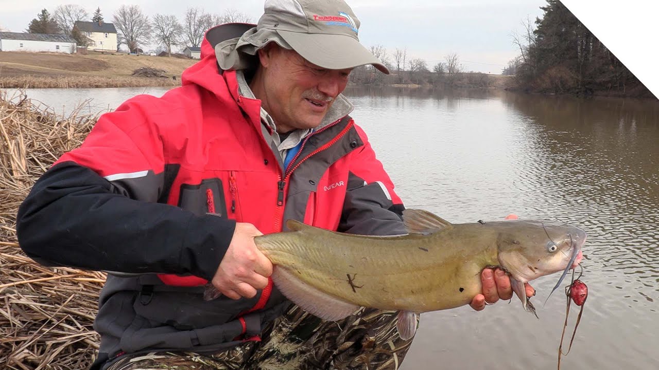 Boatless channel catfish catching with the bait pockets! 