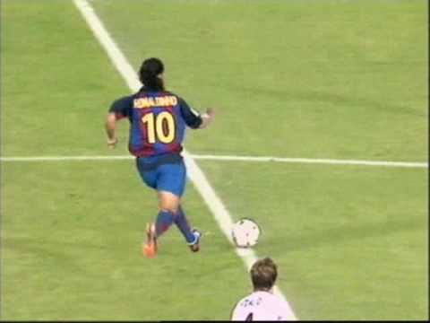 Ronaldinho gestes techinques - YouTube