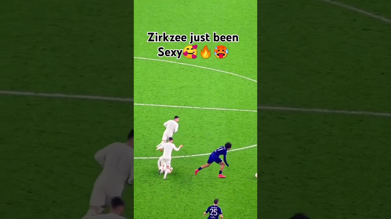 Silky move from Joshua Zirkzee💯👍 