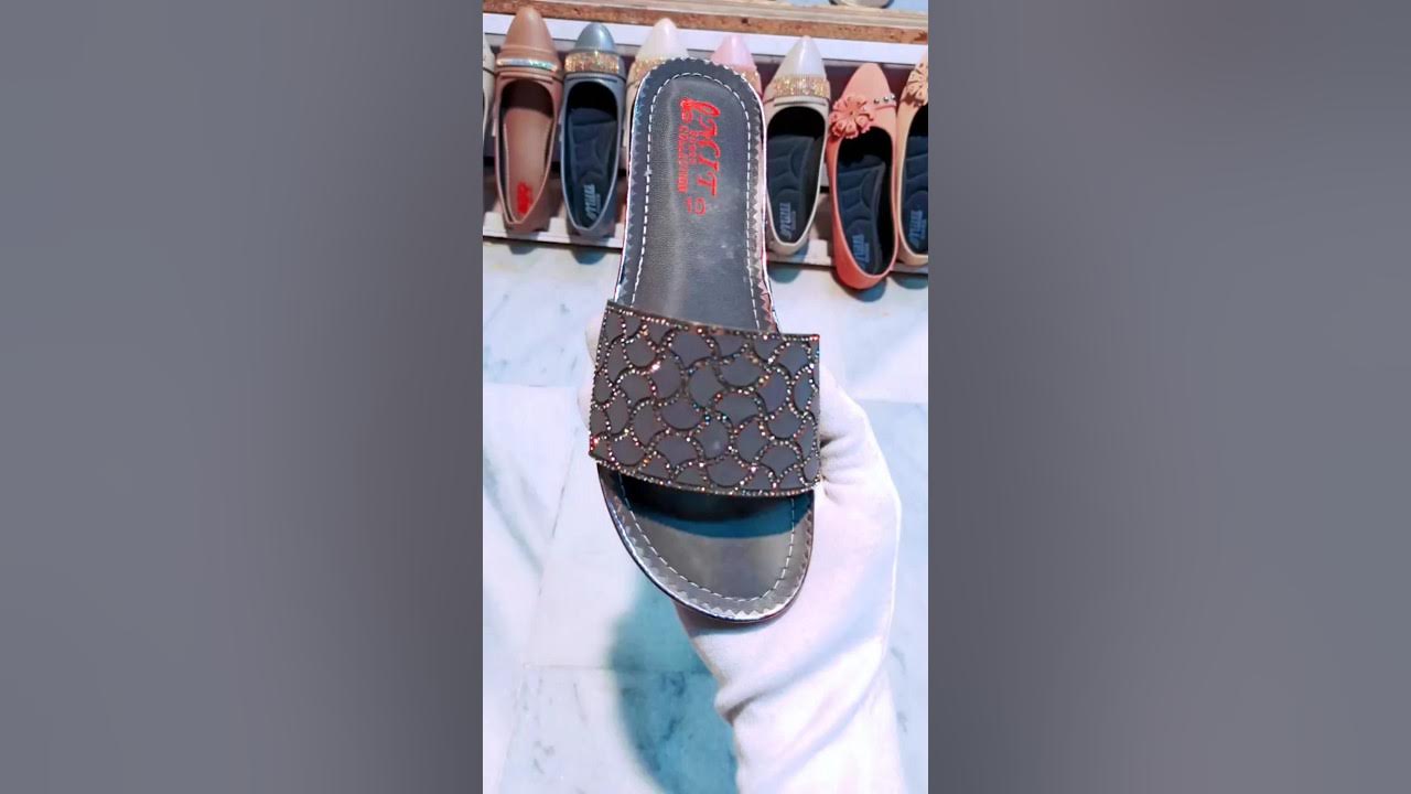 ghas wali chappal price