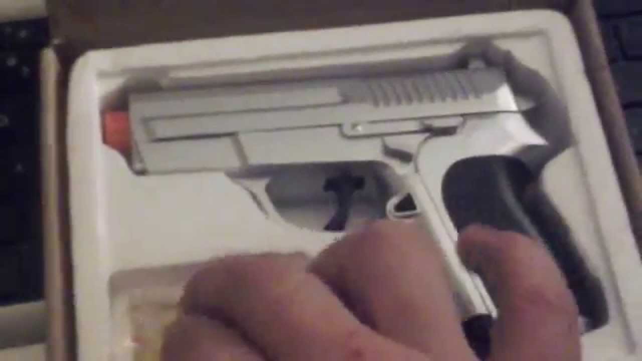 Free from listia ZM01 airsoft gun