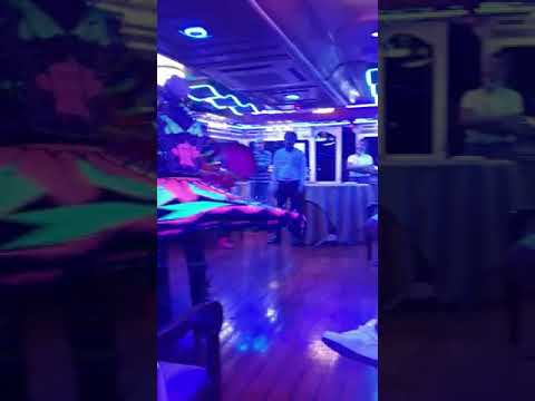 Dubai creek dhow cruise dinner