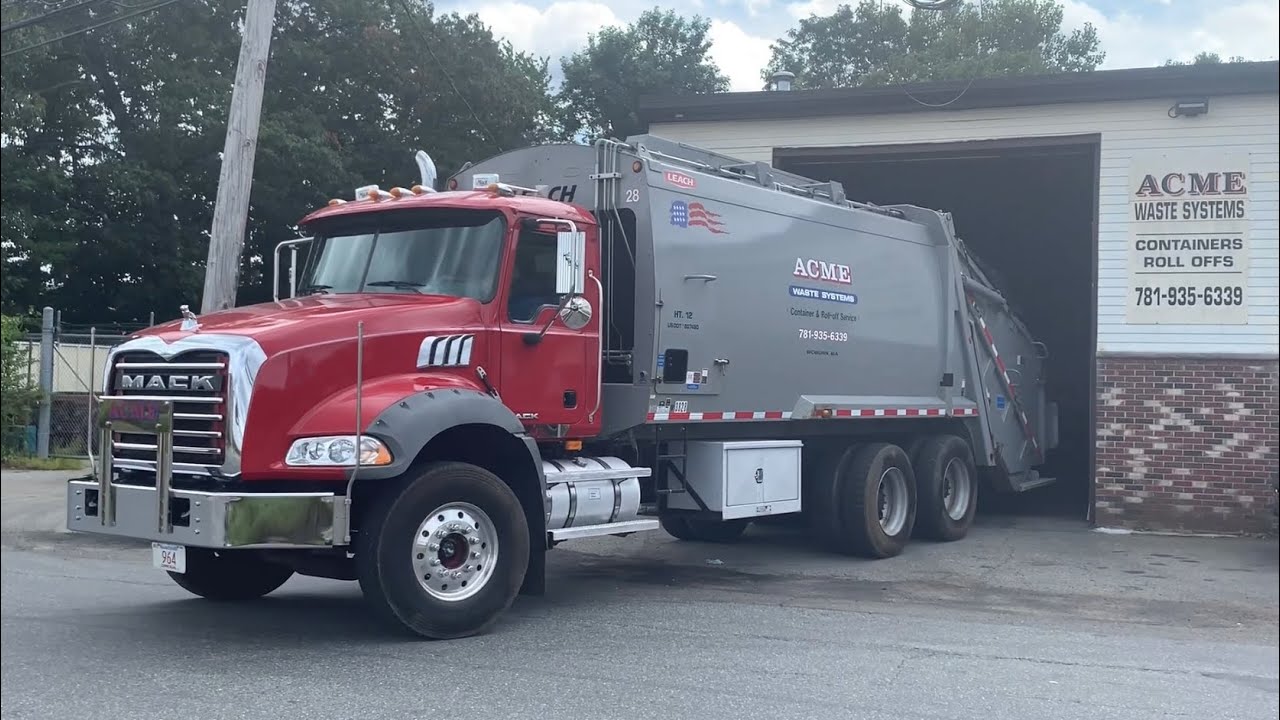 ACME Waste Systems 28 ~ 2007 Mack Granite Leach 2RIII Rear Loader