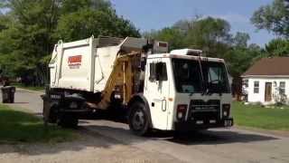 Premier Truck Rentals Mack LEU Heil DuraPack Python