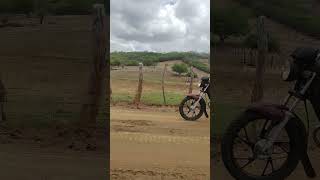 aprendendo a dar grau de moto #244 #youtubeshorts #automobile