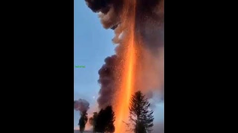 Самый #эпический #взрыв прилета по складам #боеприпасов и #нефтехранилища #ВСУ в #Хмельницком Ляпота
